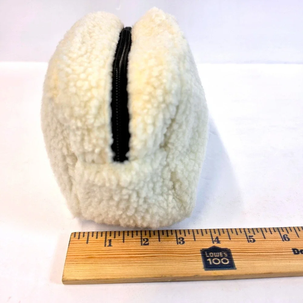 Kate Spade New York Sherpa Cream Fleece Cosmetic Bag Pouch Womens Small